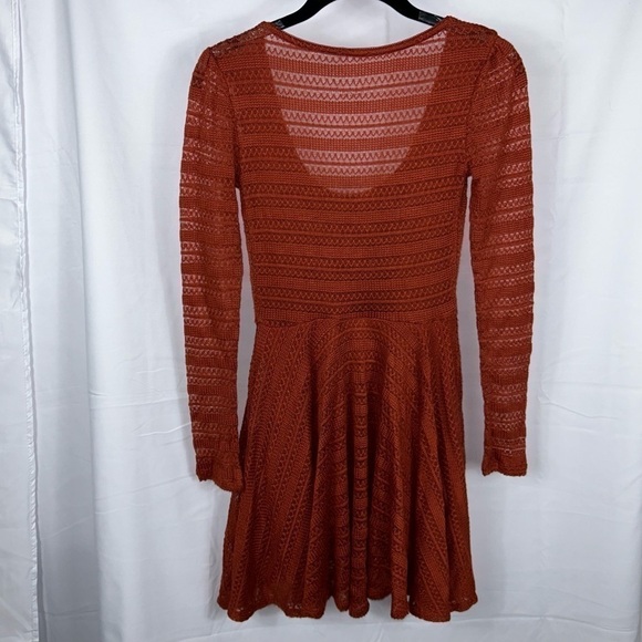 Kimchi Blue Dress Fitted All Over Sheer Lace Fit and Flare Lined Long Sleeves - Picture 11 of 11